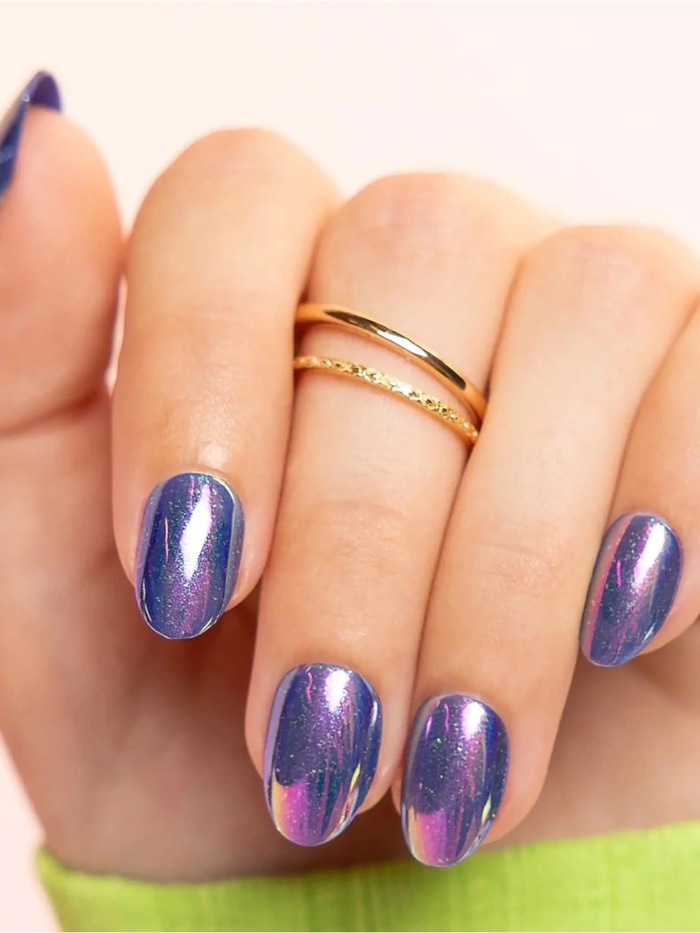 Red Aspen Press-On Nails — Mix A Drink, Mae - Picture 2 of 2